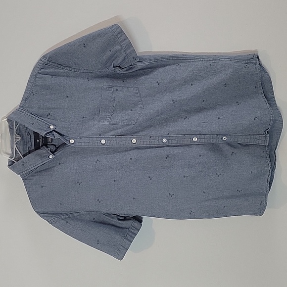 American Eagle Chambray palm trees button up - Picture 1 of 8